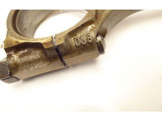 Píst    Audi A4 S4 B5 8D     