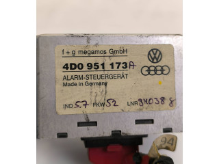 Pojistková skříňka Блок управления сигнализации 4D0951173A, LNR8K038C   Audi A8 S8 D2 4D 1997