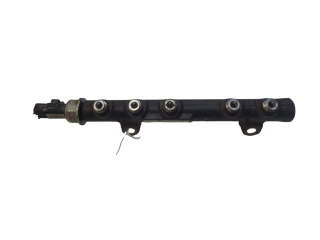 Vstřikovací lišta 9685297580   Volvo S60    D4162T 