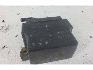 Řídící jednotka 0165457232, 69024400   Mercedes-Benz C W202 1997