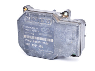 Jednotka ABS 95660-17000   Hyundai i40 2001