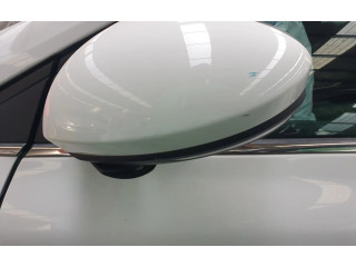 Zpětné zrcátko  Renault Megane IV 2020  REBATIVEL  