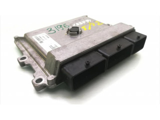 Блок управления двигателя 237102982S, 237105499R   Dacia Sandero
