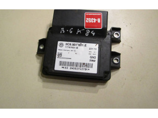 Přístrojová deska  Volkswagen PASSAT B6 2010 3C8907801E, 17767601B  