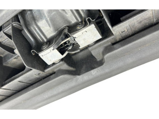 Pojistková skříňka Комплект радиатора 5Q0121203DE, 5WA121251D   Volkswagen Tiguan 2021
