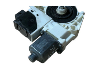 Передний двигатель механизма для подъема окон 0130822665, C44132102   Fiat 500X