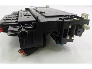 Блок предохранителей 8364542   BMW 3 E46    