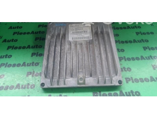 Блок управления двигателем Блок управления 8200513113, 8200593576.   Renault Logan I