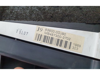 Přístrojová deska  Toyota Yaris 2002 838000DJ90, MB4573003702  