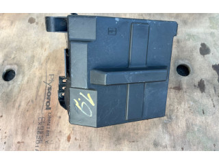 Блок предохранителей  8200651888, 1692006   Renault Trafic II (X83)    