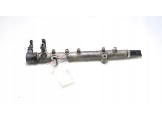 Топливная рампа 0445214032   Toyota Avensis T220  
