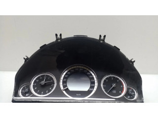 Přístrojová deska  Mercedes-Benz E W212 2010 A2125408747, A2125400548  