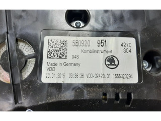 Přístrojová deska  Skoda Octavia Mk3 (5E) 2015 5E0920951  