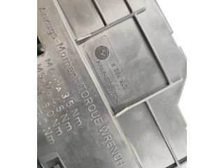 Блок предохранителей  8364542   BMW 3 E46    