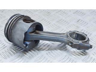 Píst    BMW 5 E39  pro naftový motor 2.5 M57 D25 (256D1) 
