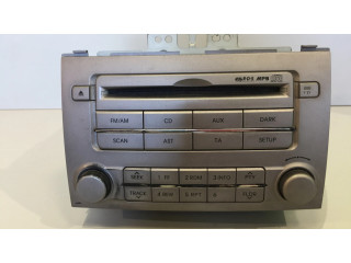 Радио/ проигрыватель CD/DVD / навигация