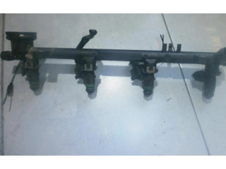 Топливная рампа 7700112777, 7700107405   Renault Laguna I  