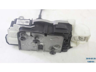 Vstřikovač 31440394   Volvo V40    B4164T3 