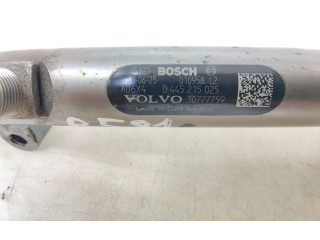 Vstřikovací lišta 30777759, 0445215025   Volvo V60    D 5244 T11 