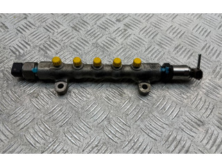 Vstřikovací lišta 238100R020, 8945860010   Toyota Auris 150    ADE157L-DHFNXW 
