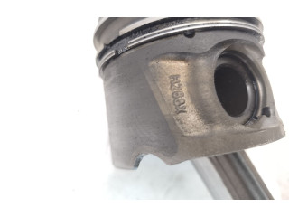 Píst H268X   Peugeot 607    UHZ 