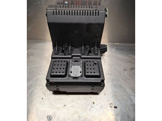   Pojistková skříňka 30728356, 12216069   Volvo S80 2004