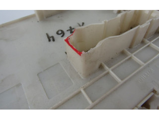 Блок предохранителей mn108319   Mitsubishi Colt CZ3    