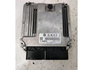 Řídící jednotka 03L906019DF, 03L906022GE   Seat Exeo (3R) 2010