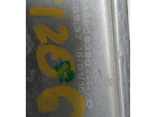 Vstřikovač 9819908380, 9813093780   Peugeot 2008 I    BH02 