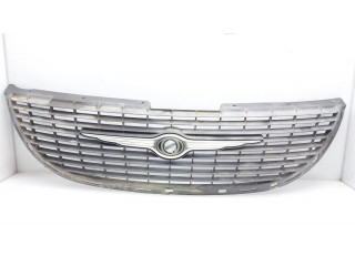 Передняя решётка Chrysler Grand Voyager IV 2001-2007 года 4857522AA      