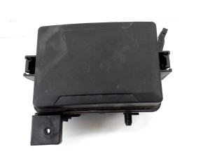 Блок предохранителей  91285H8970, 91950H8340   KIA Rio    
