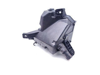   Pojistková skříňka 82641-47020, 7281-8502   Toyota Yaris 2006