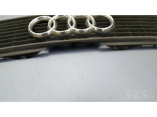 Передняя решётка Audi 80 90 B3 1986-1991 года 893853655      