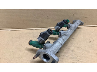 Vstřikovač 3531037150, 9260930004   Hyundai Santa Fe  pro benzínový motor 2.7 G6BA 
