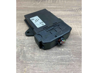Блок управления коробкой передач 13193367   Opel Signum
