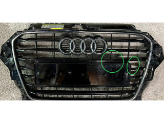 Верхняя решётка Audi A3 S3 8V 2013-2019 года 8V3853651      