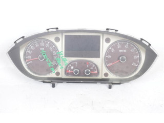 Přístrojová deska  Lancia Musa 2008 518081390  