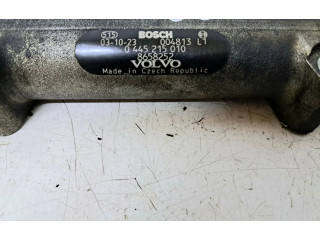 Vstřikovací lišta 0445215010, 8658252   Volvo V70    D5244T 