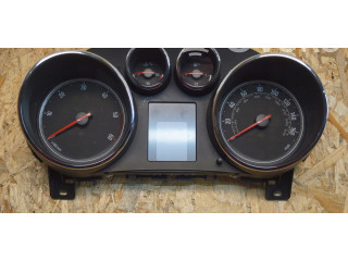 Přístrojová deska  Vauxhall Astra J 2010 13387202  