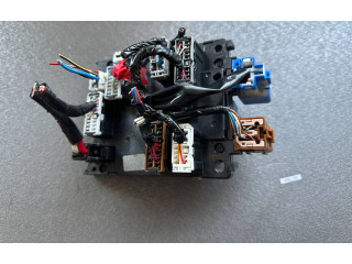   Pojistková skříňka 24350VB000   Nissan Patrol Y61 1998