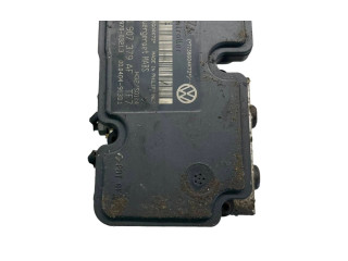 Блок АБС 1K0907379AF, 000404913D1   Volkswagen  Caddy  2004 - 2010 года