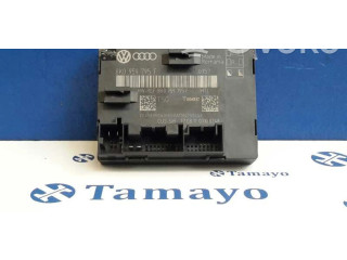 Блок управления дверью    8K0959795F   Audi A4 Allroad