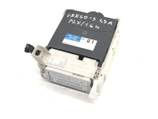Блок предохранителей  8922152250   Toyota Verso-S    