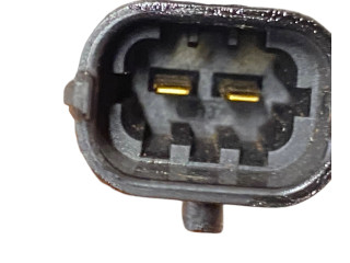 Vstřikovač 31303238, 0445116046   Volvo C30    D5204T5 