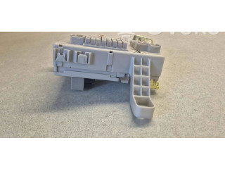   Pojistková skříňka 8198050030, 9098702022   Toyota Land Cruiser (J120) 2003