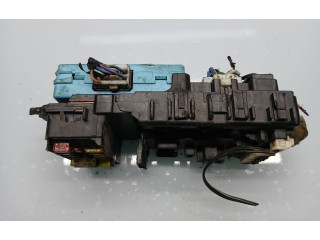 Блок предохранителей MR228760, 2323006072   Mitsubishi Colt    