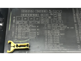 Крышка блока предохранителей 7271488630   Dodge Charger    