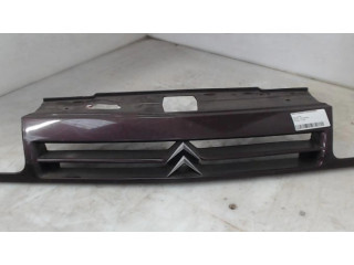 Передняя решётка Citroen Xantia  7804E8      