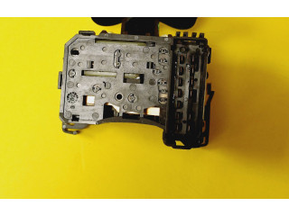 Ручка стеклоочистителей 8200002461   Renault Espace III