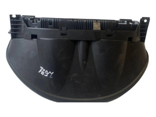 Панель приборов 110080081   Land Rover Range Rover L322       